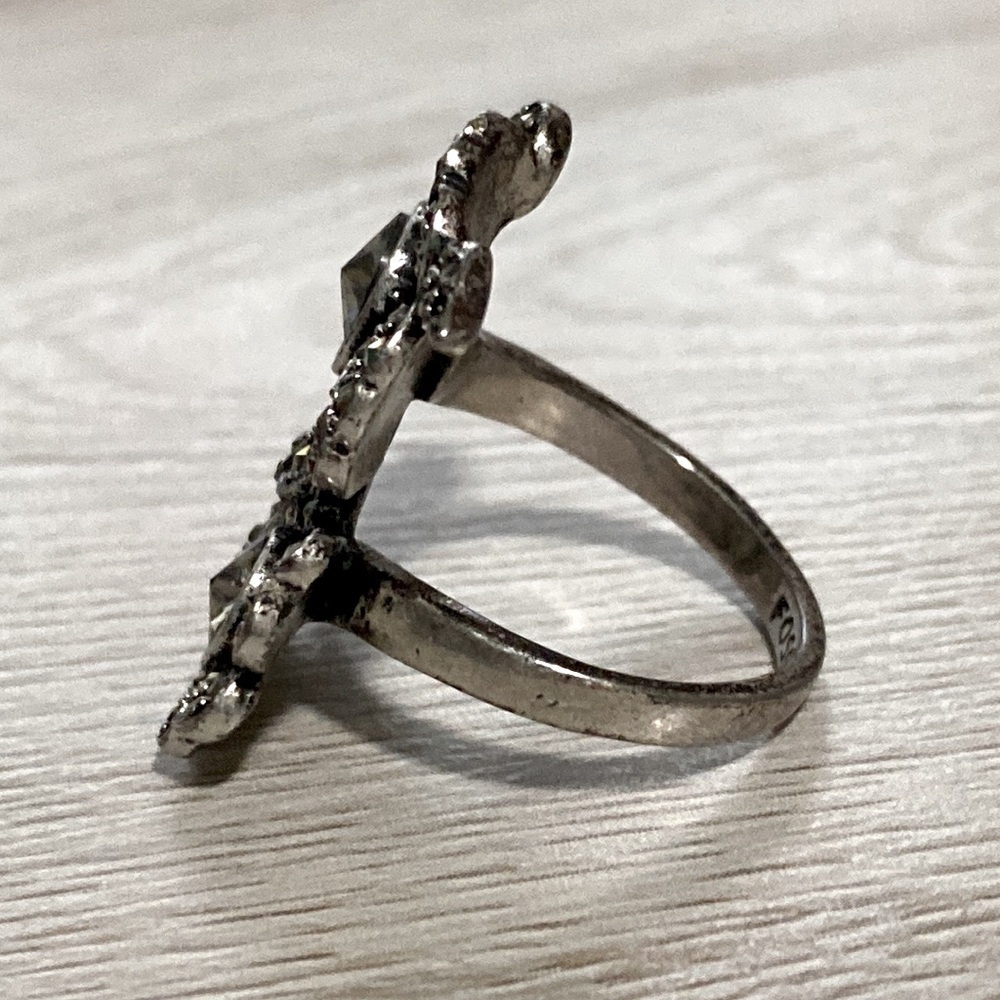 Fossil Black Flower Ring Marcasite Accents Shimmery Festival Concert Spring - Picture 6 of 16